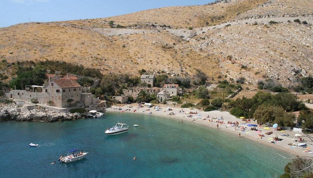 beach Dubovica