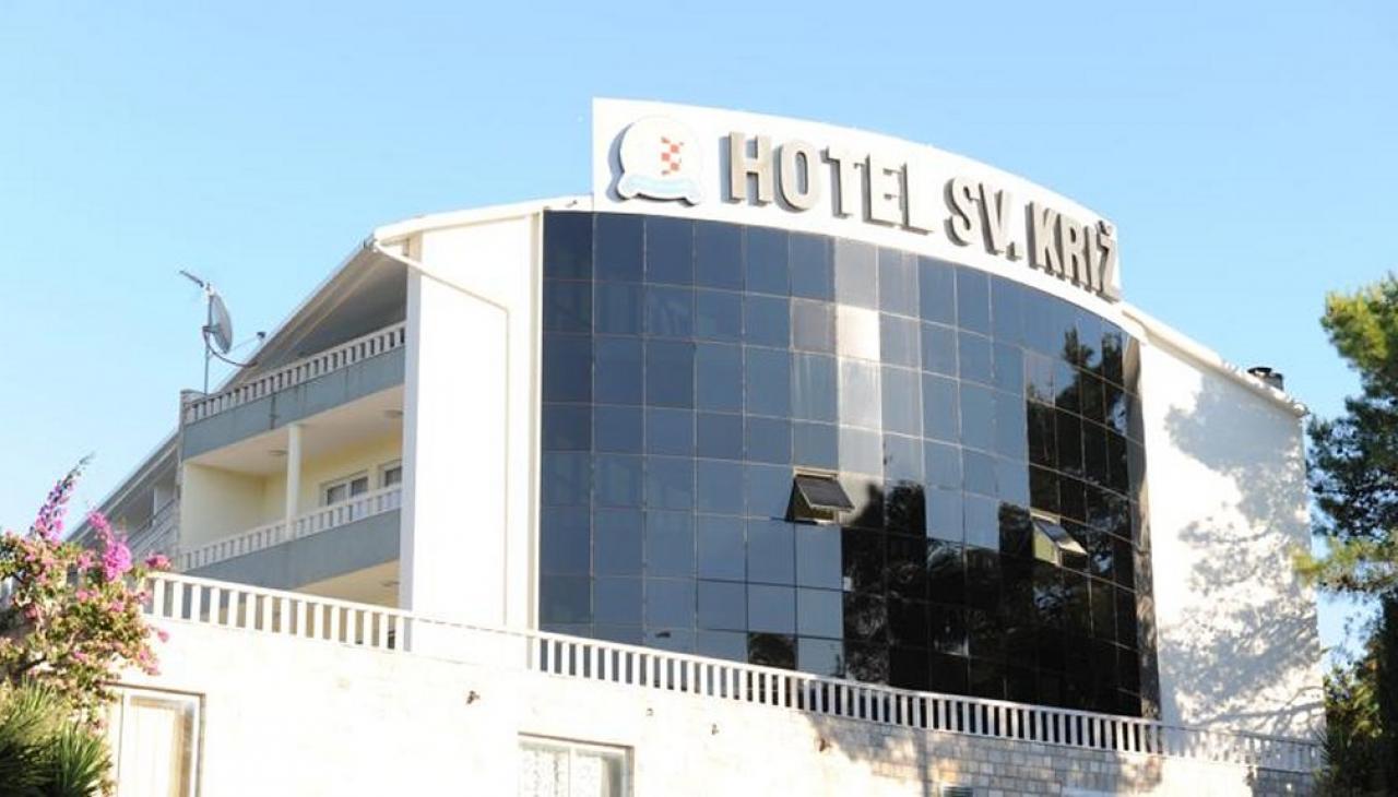 hotel-sveti-kriz-ciovo-trogir-croatia-2019-40_p6229.jpg
