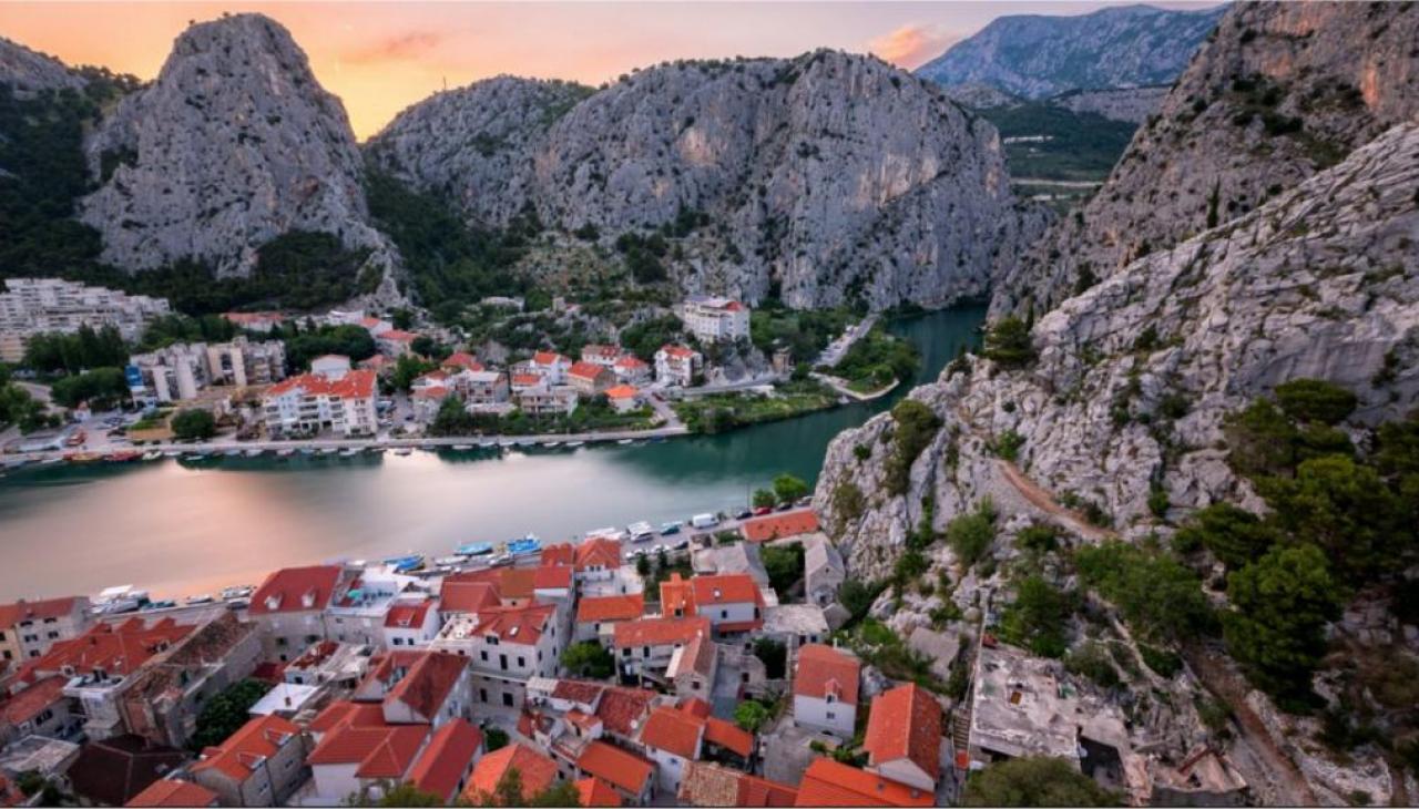 Omis