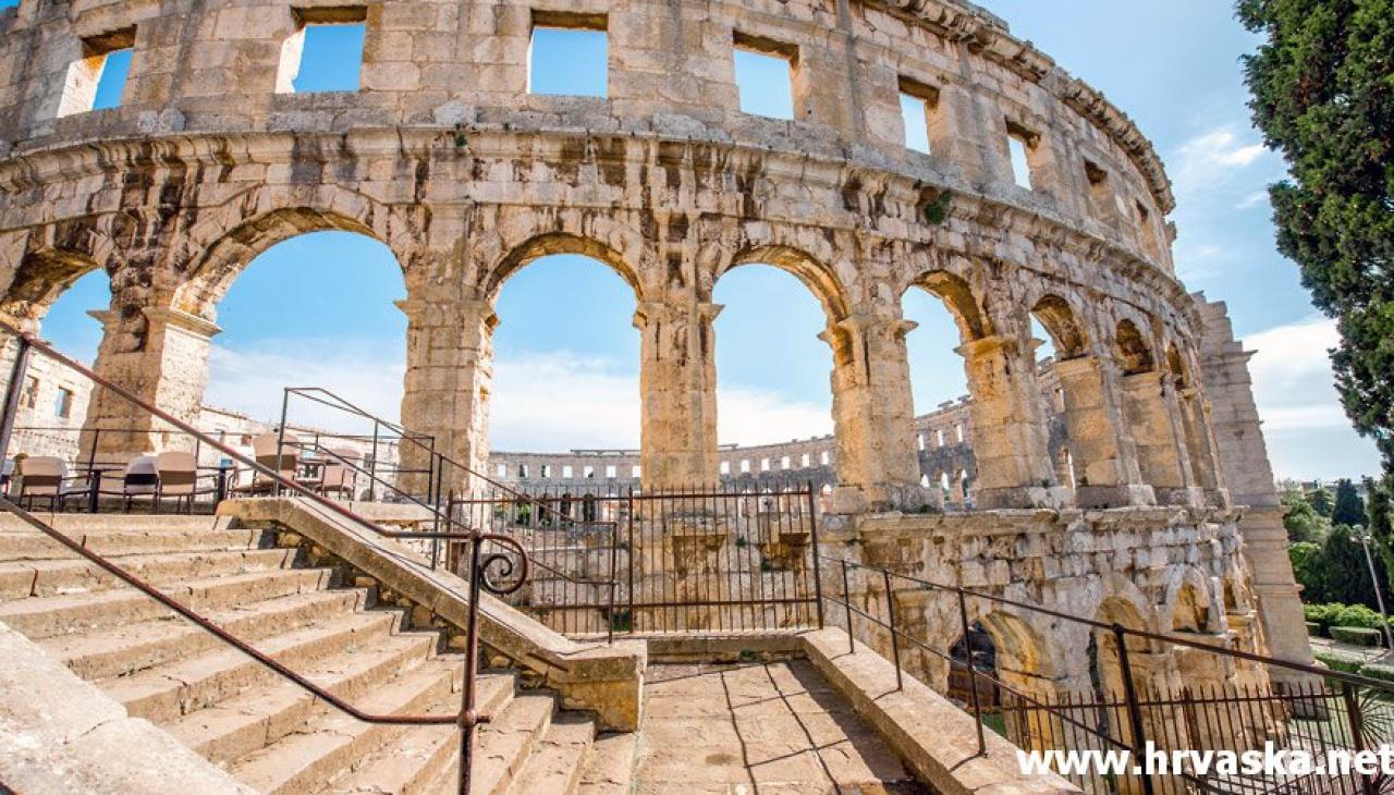 Pula