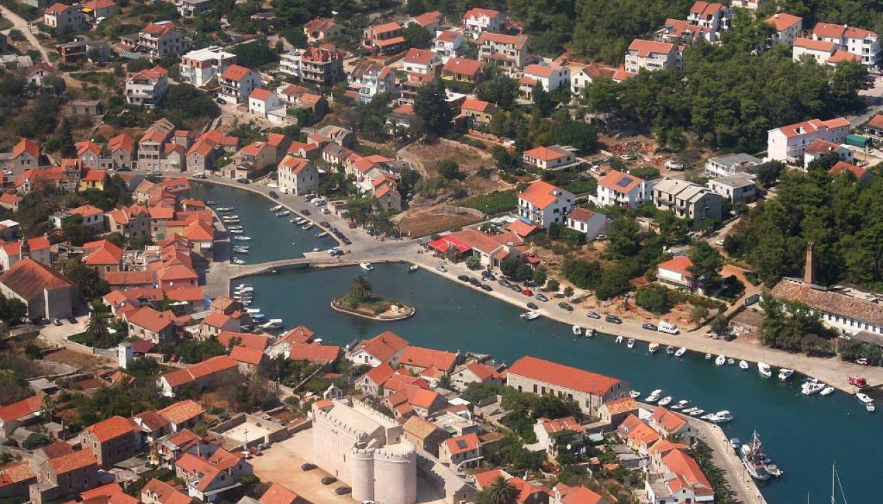 Vrboska