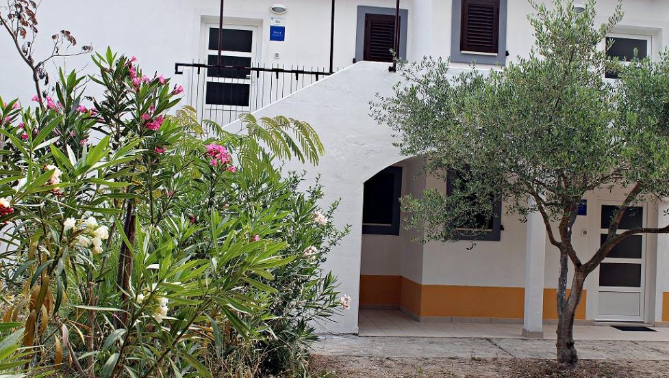 Apartmaji - kamp Lopari 