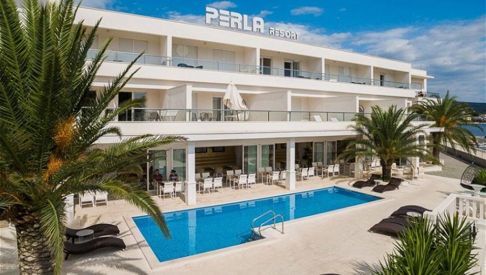 Apartmaji Perla Resort 
