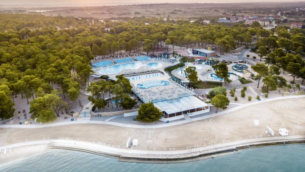 Mobilházak Zaton Holiday Resort